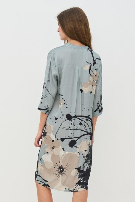 012600000303 NÜ Kjole hos NINNA i Ringsted og Næstved