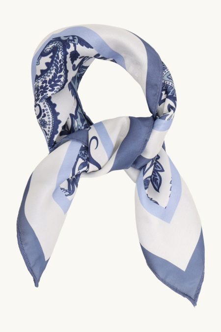 733700004133 Claire Tørklæde hos NINNA i Ringsted og Næstved