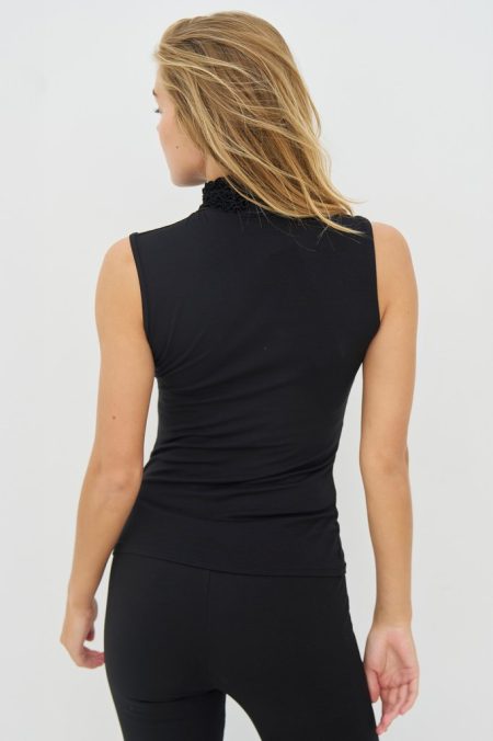 876146000000 NÜ Top hos NINNA i Ringsted og Næstved